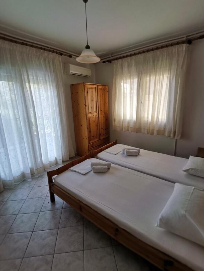 Helios Apartments Ліменарія Екстер'єр фото