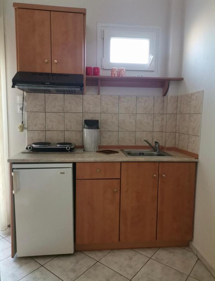 Helios Apartments Ліменарія Екстер'єр фото